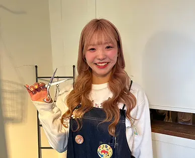 スタイリストデビュー